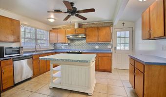 8032 Sholar Dr, Baton Rouge, LA 70809