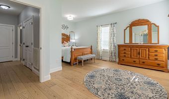 15590 Piper Spring Ave, Abingdon, VA 24210