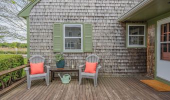 7 George St, Barnstable, MA 02630