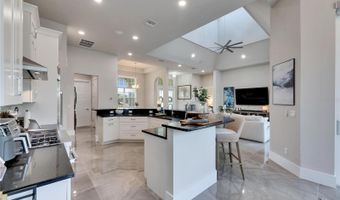 706 MANNS HARBOR Dr, Apollo Beach, FL 33572