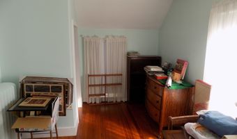 10 Henry St, Bristol, CT 06010