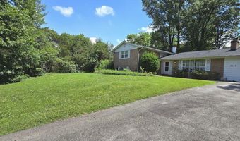 9003 CHERRYTREE Dr, Alexandria, VA 22309