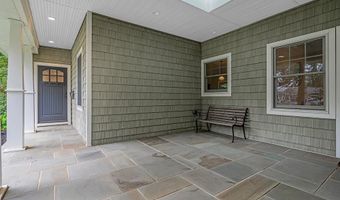 10 Greenwood Pl, Middletown, NJ 07748