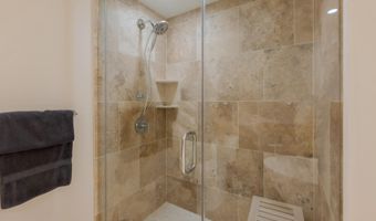4915 HAMPDEN Ln 206 & 207, Bethesda, MD 20814