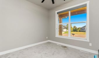 1625 W Burton Dr, Brandon, SD 57005