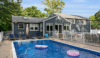 26 Herb Rd, Middletown, NJ 07748