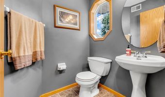 15801 Drake St NW, Andover, MN 55304