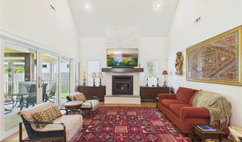 616 2nd St, Bentonville, AR 72712