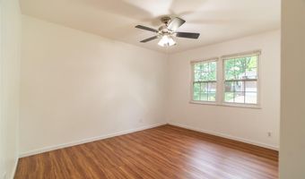 1226 Wissmann Dr, Ballwin, MO 63011