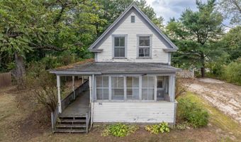 66 Chestnut Hill Rd, Rochester, NH 03867
