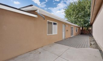 7201 Canary Ln NE, Albuquerque, NM 87109