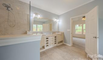 17 Berry Hill Rd, Asheville, NC 28806