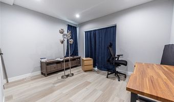 2223 S Highland Ave, Los Angeles, CA 90016