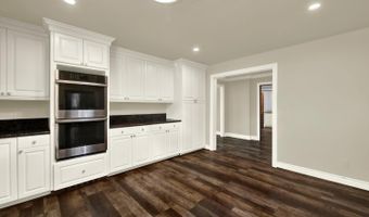 875 White Cottage Rd N, Angwin, CA 94508