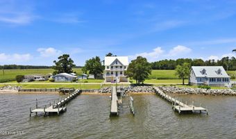 481 River Rd, Arapahoe, NC 28510