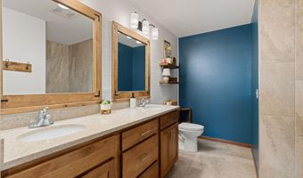 2011 12th Ave NE, Austin, MN 55912