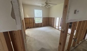 1811 Birchwood Dr, Beebe, AR 72012