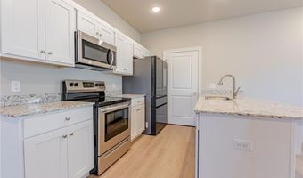 1403 SW Casuarina Dr 1, Bentonville, AR 72712