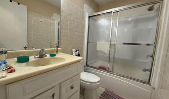720 S New Rd 5M, Absecon, NJ 08201