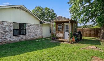 2268 Tanglewood St, Weatherford, TX 76085