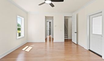 135 Oak Ter, Baldwin, GA 30511