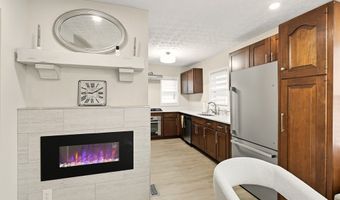 985 Peerless Ave, Akron, OH 44320