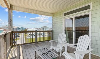 408 Caswell St B, Atlantic Beach, NC 28512
