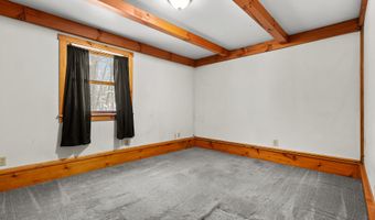 706 26th St, Allegan, MI 49010