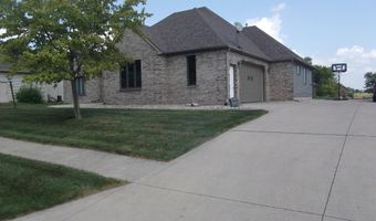 680 N Easton Dr, Angola, IN 46703