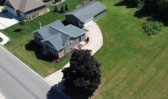 1014 Eckart Ave, Auburn, IN 46706