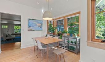 827 NW Delaware Ave, Bend, OR 97703