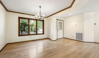 9 Boyce Ln, Bella Vista, AR 72715