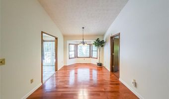 1046 SUMMER HILL Ct NW, Acworth, GA 30102