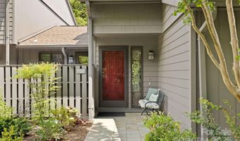 700 Crowfields Ln, Asheville, NC 28803
