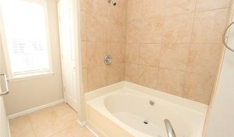 101 Lake Meadow Dr, Apex, NC 27502