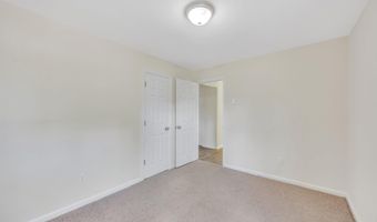 805 Bayview Ave, Amityville, NY 11701