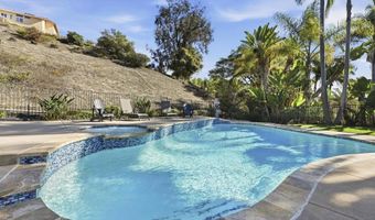 2070 Tiffany Dr, Oceanside, CA 92056