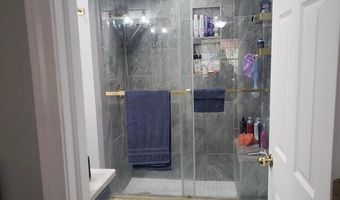 1169 Barnett Bend Dr, Brandon, MS 39047