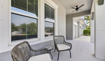 7322 PARADISO Dr, Apollo Beach, FL 33572