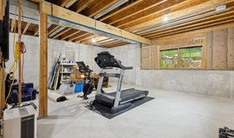 2240 Watercrest Dr NE, Ada, MI 49301