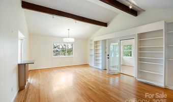 88 Gibson Rd, Asheville, NC 28804