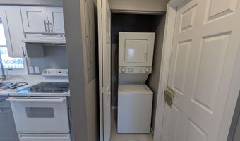 14 Galleon Ct, Atlantic City, NJ 08401
