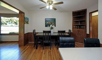 6124 Clarendon St, Bel Aire, KS 67220