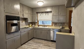 1912 N Prairie Ln, Augusta, KS 67010