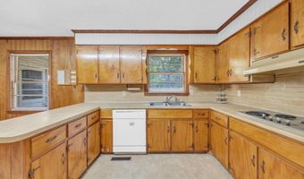 40 W Balsam St, Andrews, SC 29510