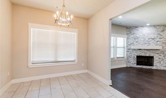 1930 Lordsburg Ct, Bentonville, AR 72713