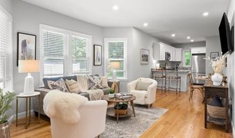 163 Elm St 1, Amesbury, MA 01913
