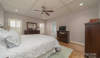 153 Caudle Meadows Dr, Advance, NC 27006