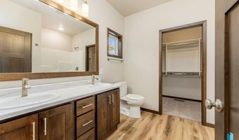 2312 E Brek St, Brandon, SD 57005