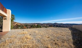9455 Hierba Rd, Agua Dulce, CA 91390